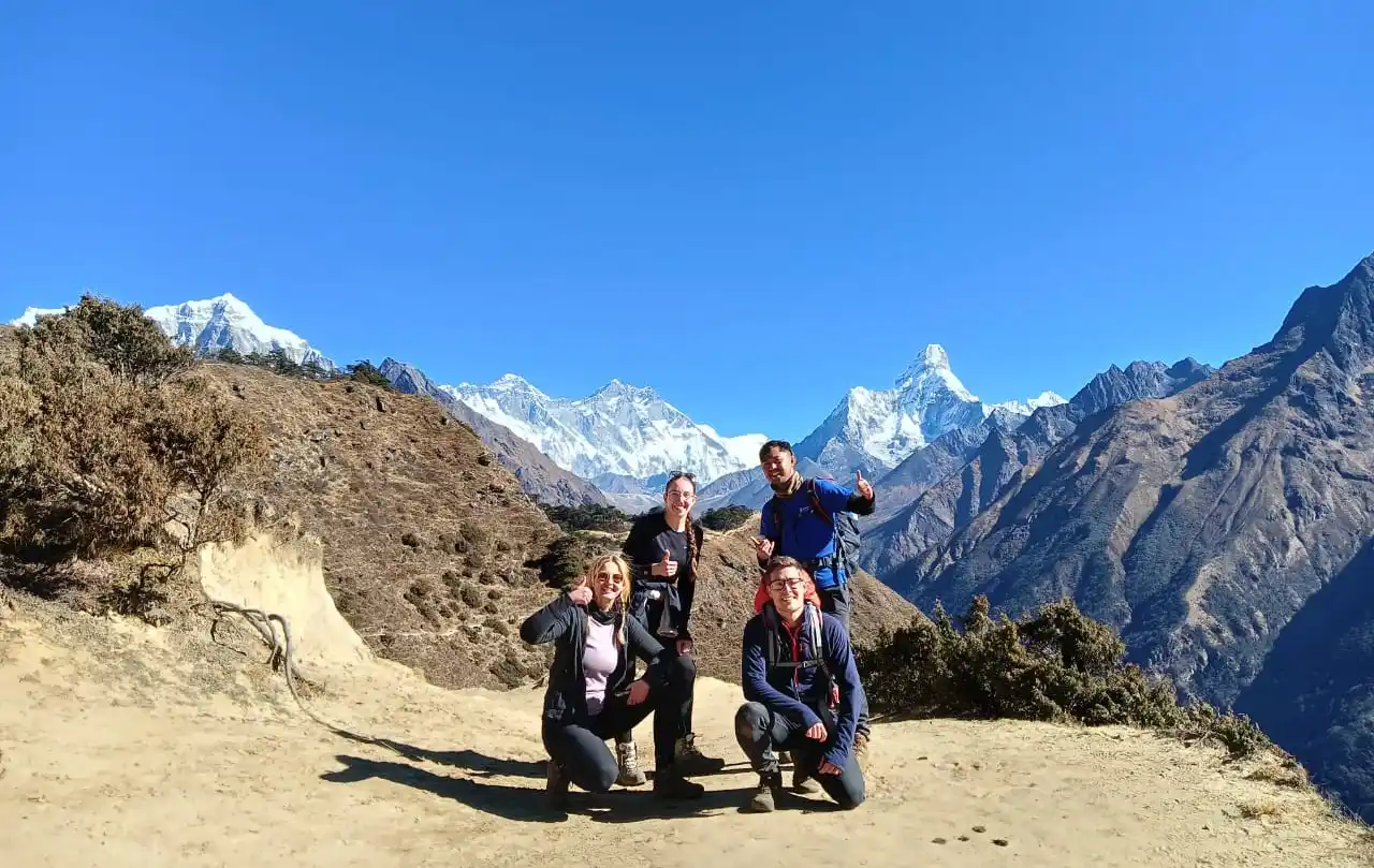 EVEREST GOKYO TREK 8 DAYS