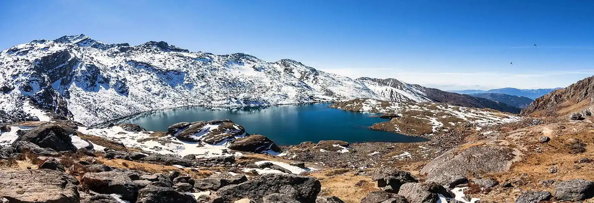 GOSAINKUNDA LAKE TREK