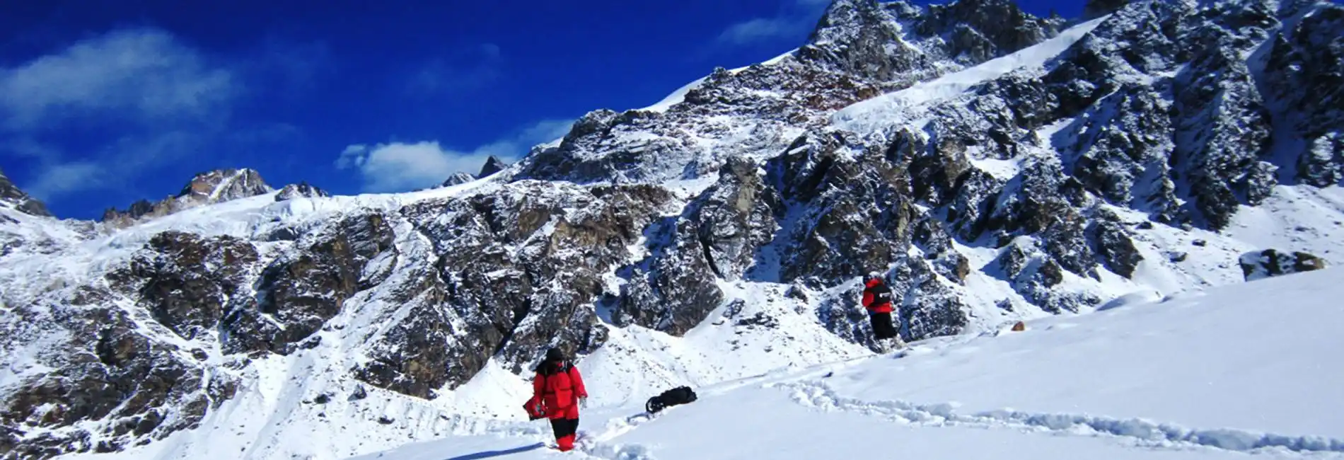 LUMBA SUMBA PASS TREK