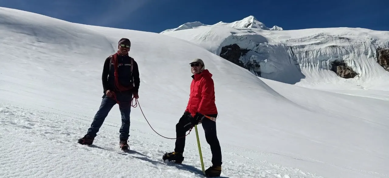 Mera Peak Climbing 20 Days
