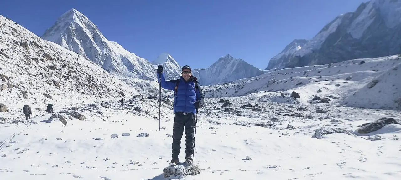 ISLAND AND LOBUCHE PEAK CLIMBING